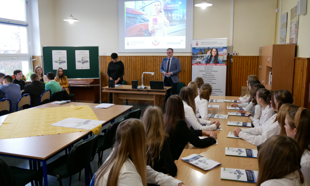 „Baterie doładowują naszą codzienność” – projekt edukacyjny z udziałem nyskiej Akademii