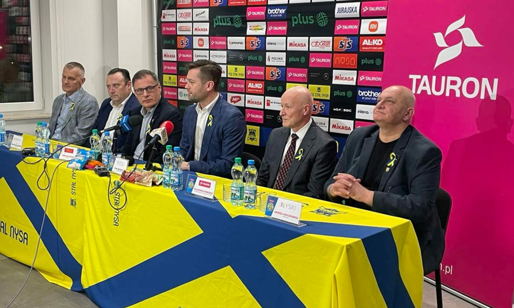 Akademia Siatkówki Stal Nysa z TAURONEM