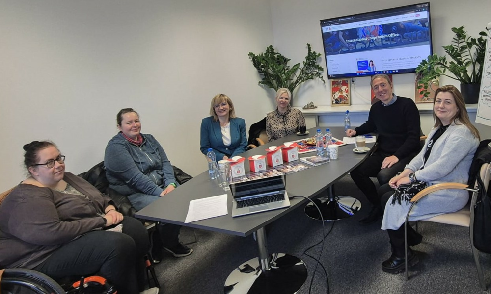 Spotkanie z przedstawicielem Biura Burmistrza miasta Hildesheim oraz stażystkami Programu Erasmus+