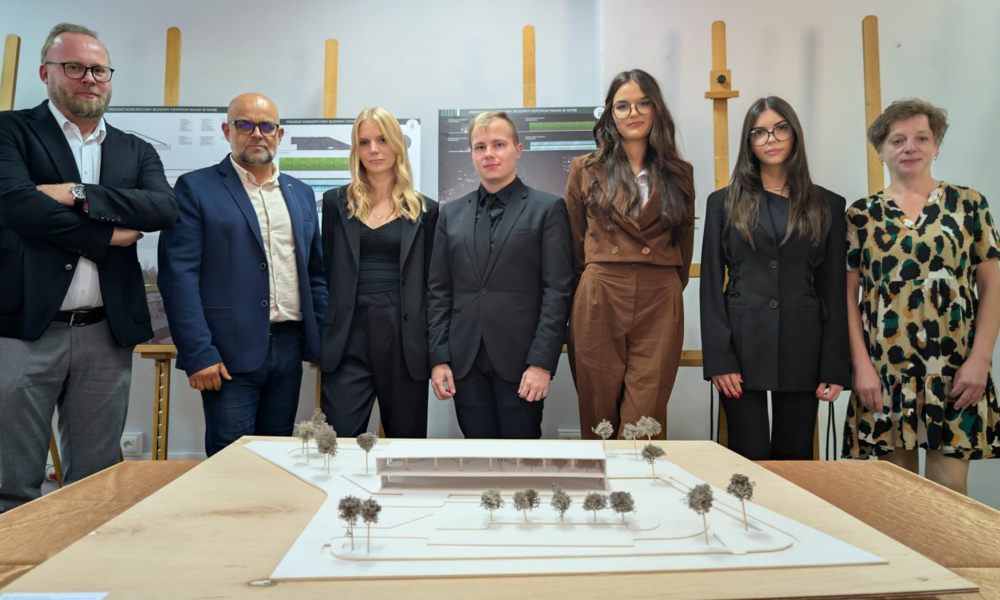 Obrony prac dyplomowych na architekturze