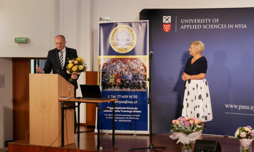 Uroczysta inauguracja roku akademickiego Uniwersytetu Trzeciego Wieku