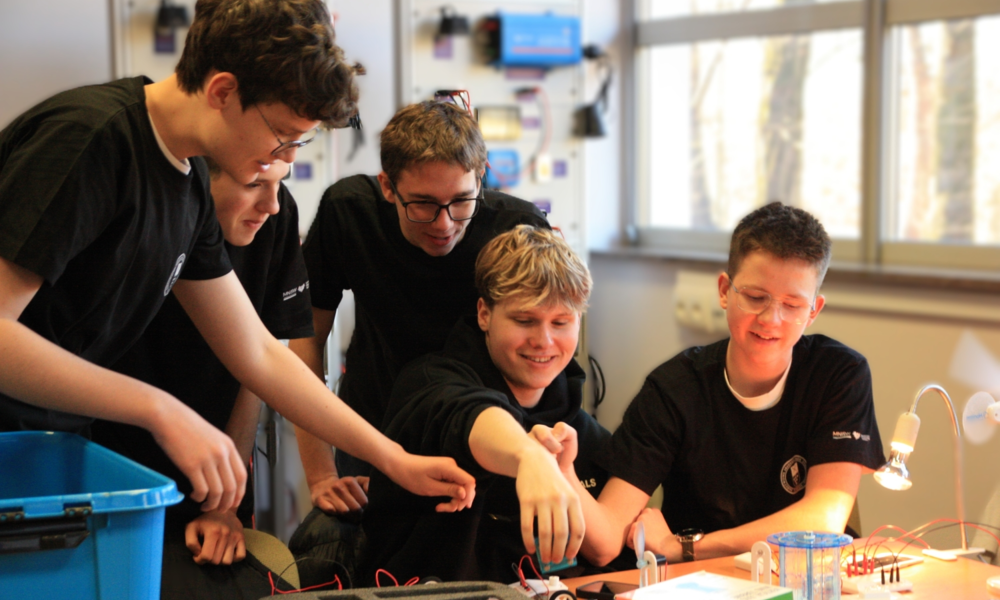 Zielona energia w praktyce. Młodzież w Nysie uczy się o zrównoważonej przyszłości