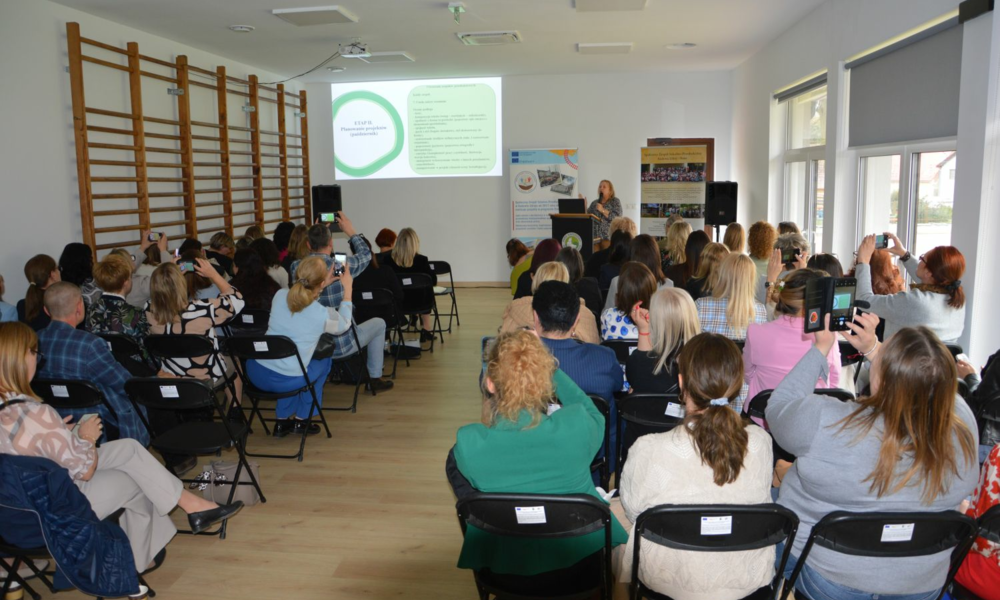 Przed siebie z „Kompasem Jutra”