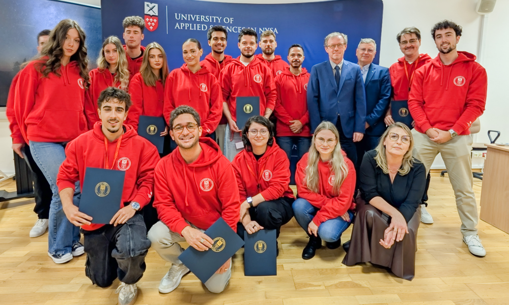 Od dronów do cyfrowych bliźniaków. Międzynarodowy projekt Erasmus+ w Nysie