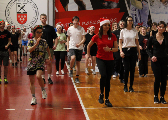 Kolejny bardzo udany Mikołajkowy Maraton Fitness