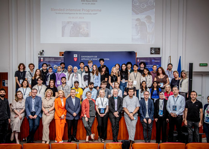 Blended Intensive Program: "Artificial Intelligence for University Staff" July 1-5, 2024