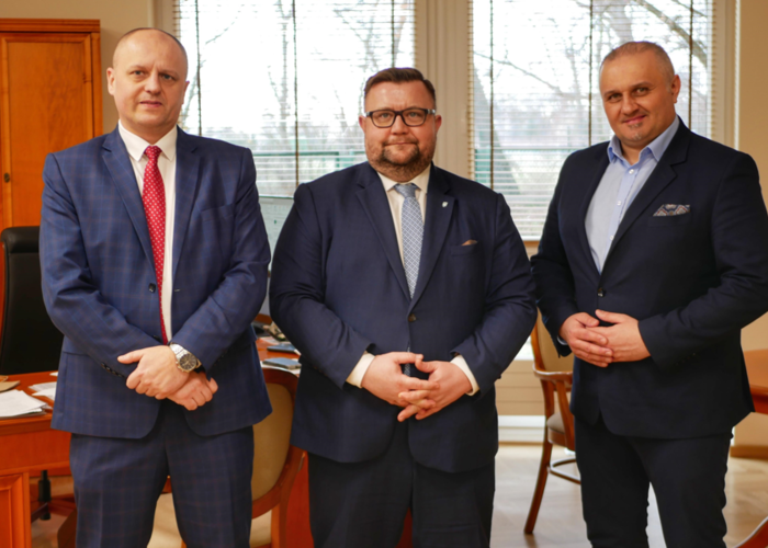 Marszałek Województwa Opolskiego z wizytą w Nyskiej Akademii