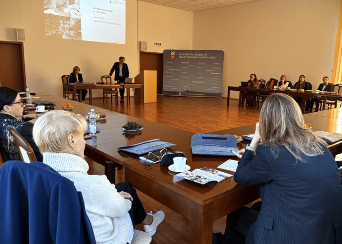 Spotkanie informacyjne z doradcami zawodowymi ze szkół regionu w PANS w Nysie