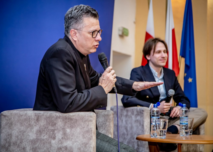 „Prawa Człowieka w szkole” – konferencja w PANS w Nysie we współpracy z SP1 w Nysie i pod patronatem Międzynarodowej Kapituły orderu Uśmiechu