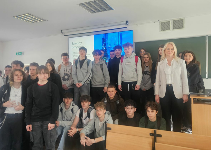 Zawody przyszłości i rynek pracy – inspirujące spotkanie na WNE