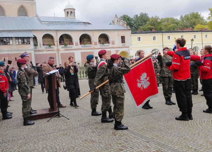 Uroczyste ślubowanie kadetów i ratowników w Henrykowie!